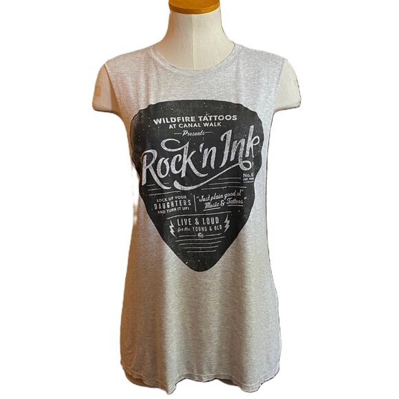 Graphic gray Rock 'n' Ink cut out tee tank top - Picture 3 of 10